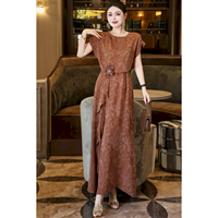 Gaun Panjang Wanita Model Siluet Swing Ramping Berbahan Jacquard Motif Bunga Berhias Manik-Manik Gaya Retro Dewasa Elegan dengan Kontrol Pinggang