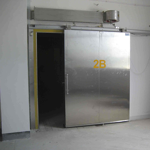 Puerta Industrial Doble Corredera de Acero Inoxidable con Panel Sándwich de Poliuretano Aislado, Manual/Automática, con 15 Años de Vida Útil - Product Image 6