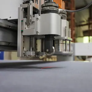 本革ストラップカッター自動工業用生地スポンジ革ベルト切断機