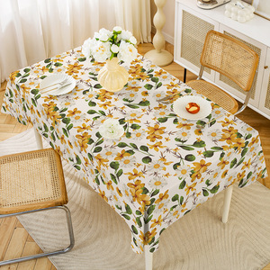 Tovaglia Rettangolare in PVC con Stampa Floreale, Resistente all'Usura e Antiscivolo, per Tavolo <span class=keywords><strong>da</strong></span> Cucina e Sala <span class=keywords><strong>da</strong></span> Pranzo - Product Image 1