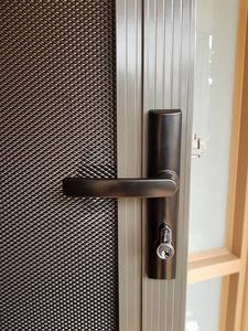 Venta Directa de Fábrica, Lámina de Malla de Aluminio con Recubrimiento en Polvo DVA de Visión Unidireccional para Puertas de Seguridad - Product Image 4