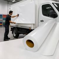 Film vinyle pour enveloppement de voiture, rouleau brillant imprimable en PVC, autocollant publicitaire personnalisé pour véhicule