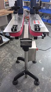 Konveyor Sabuk Transfer Samping Vertikal Tanpa Dasar Bahan Stainless Steel Otomatis Penuh WA untuk Industri Makanan, Pengangkut Botol dengan Sistem Pengunci - Product Image 5