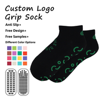Chaussettes antidérapantes personnalisées avec logo OEM pour trampoline, chaussettes pour enfants, chaussettes antidérapantes pour parc de trampolines, chaussettes pour aire de jeux intérieure
