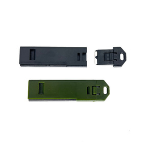 Accendifuoco Multifunzione 3 in 1 per Esterni con Fischietto, Attrezzatura di Sopravvivenza per Campeggio ed Emergenze - Product Image 2