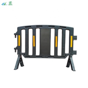 Barrière de sécurité routière réfléchissante prismatique haute intensité en HDPE PVC blanc Shunlu A032 de haute qualité avec protection IP65 - Product Image 2