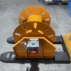 Enrouleur de tuyau de carburant en fonte manuel de <span class=keywords><strong>prix</strong></span> usine 1.5 pouces 30 mètres 1.6MPa équipement de Service d'essence comprenant l'huile Meclube carburant - Product Image 3