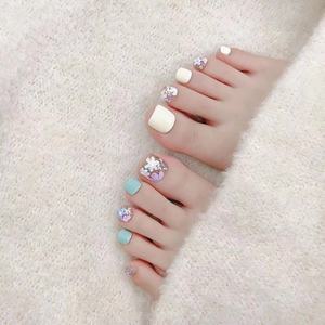 Uñas Postizas Cuadradas con Diseño Floral de Verano, Hechas a Mano, Cortas, 10 Piezas, Diseño Elegante - Product Image 3