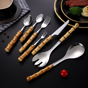 Juego de cuchillo, tenedor y cuchara con mango de bambú, 13 piezas, cubiertos de acero inoxidable para cenar y postre - Product Image 1