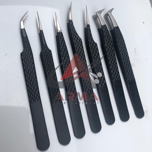 Pinzas para pestañas recubiertas de polvo negro, pinzas de acero inoxidable de agarre fuerte, fibra puntiaguda, etiqueta privada probada a mano - Product Image 5