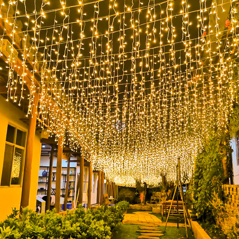 Navidad cae Led Spoel al aire libre carámbano goteo luz vacaciones guirnalda LED cortina carámbano cadena luces