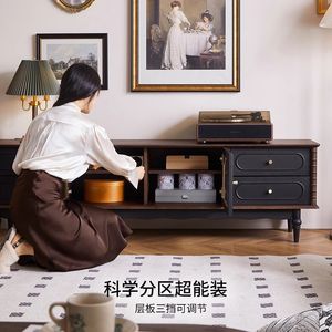 Mueble de TV de Madera Maciza Estilo Retro Francés, Mueble de Almacenamiento de Pie para Sala de Estar Estilo Americano en Color Negro - Product Image 4