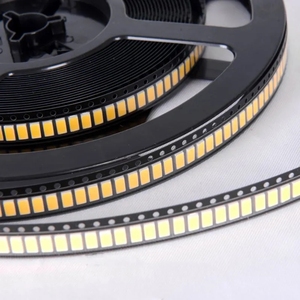 7070 <span class=keywords><strong>Led</strong></span> Chip 2835 3528 3030 <span class=keywords><strong>5050</strong></span> 5054 7070 <span class=keywords><strong>SMD</strong></span> <span class=keywords><strong>LED</strong></span> chip 0.2W 0.5W 1W 2W 5W 8W công suất cao <span class=keywords><strong>SMD</strong></span> <span class=keywords><strong>LED</strong></span> chip - Product Image 6