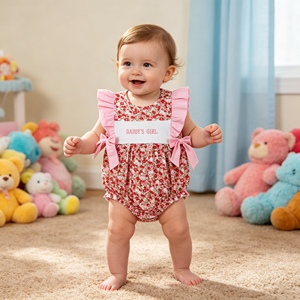 Combinaison bébé fille rose à fleurs brodées « Daddy's Girl » SR3940 rts, ensemble mignon pour bébé, coton et élasthanne - Product Image 1
