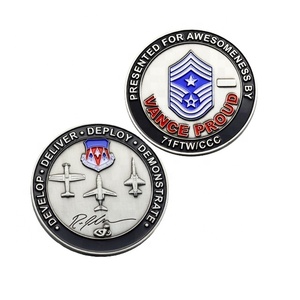 Prix usine Vente Personnalisé <span class=keywords><strong>Avion</strong></span> Doux Émail Logo Pièce de Défi <span class=keywords><strong>Militaire</strong></span> En Argent Antique Plaqué Or - Product Image 1
