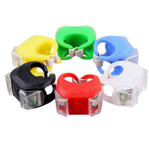 Sixième génération grenouille lampe Double oeil lampe Balance voiture landau Silicone voyant d'avertissement vélo lumière accessoires - Product Image 2
