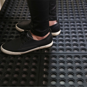 Lồng Vào Nhau Câu Đố Khu Vực Ướt Cao Su Drainable Ring An Toàn Matting - Product Image 1