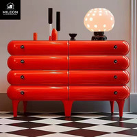 Buffet de rangement blanc au design ondulé artistique, meuble décoratif moderne pour la maison et l'hôtellerie