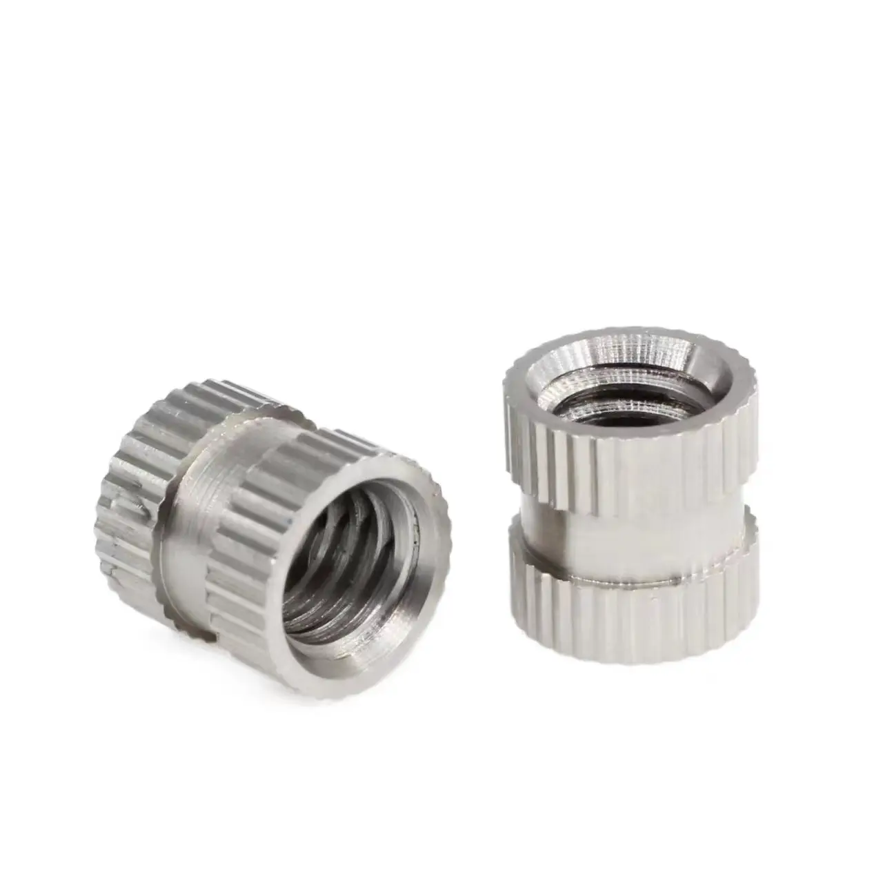 Custom M2 GB/T 809 Plain Stainless Steel A Grade cylindrical Vertical Knurled Injection Molded Insert Nut For Plastic Housing