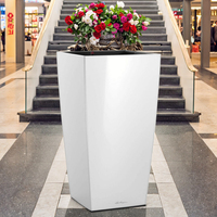 Haute qualité vente chaude Durable traditionnel rectangulaire blanc grand Auto-arrosage en plastique Pot d'arbre pour salon centre commercial