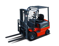Chariot élévateur contrepoids compact et flexible de 1,5 tonne à batterie lithium HELI CPD15-GB2LIH Série G2 pour entrepôt à allées étroites