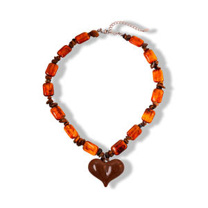 Collier haut de gamme pour femme YL, style européen et américain, perles en verre soufflé en forme de cœur, chaîne de clavicule, luxe sportif, niche - Product Image 5