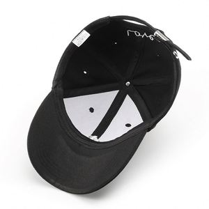 Casquette de baseball tendance pour femme avec lettres, idéale printemps-automne, protection solaire - Product Image 1