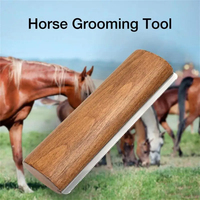 Brosse démêlante pour chevaux, grattoir de nettoyage pour poils de vache, spatule de toilettage pour bétail, outil corporel, fournitures pour animaux de compagnie, chien, chat, bois