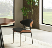 Chaise de salle à manger moderne avec structure en bois, assise en cuir rembourrée, hauteur 74 cm, pieds en métal, écologique, pour la maison, le bureau et l'hôtel
