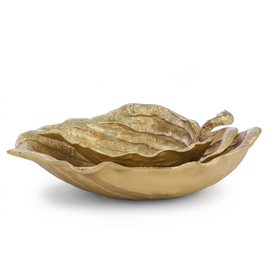 Bol de service moderne fait main en métal avec motif feuille d'or, plat décoratif pour table, style glamour, accent élégant pour table. - Product Image 1