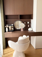 Table de toilette en bois de luxe avec miroir LED et tiroirs de rangement, coiffeuse moderne pour chambre à coucher