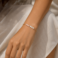 Bracelet élégant et minimaliste en acier inoxydable plaqué or 18 carats avec perles d'eau douce, chaîne à perles, réglable, bijoux de luxe pour femmes