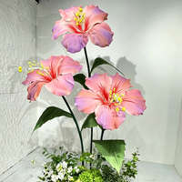 Fleur de Calla géante en EVA, imperméable et colorée, idéale pour la décoration extérieure et les décors d'événements, personnalisable en usine (OEM)