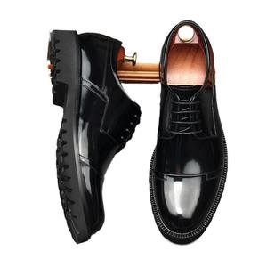 รองเท้าผู้ชายสไตล์อังกฤษสุดหรูรุ่นใหม่ปี 2026 - รองเท้าธุรกิจแบบอ็อกซ์ฟอร์ดสำหรับผู้ชาย - รองเท้าหนังแบบทางการและรองเท้าอ็อกซ์ฟอร์ดสำหรับผู้ชายไซส์ใหญ่ - Product Image 5