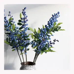 O-X0090 Nouvelles fleurs artificielles populaires en forme <span class=keywords><strong>de</strong></span> bleuets, tiges courtes, fleurs artificielles, bouquets <span class=keywords><strong>de</strong></span> baies <span class=keywords><strong>de</strong></span> Californie pour la décoration <span class=keywords><strong>de</strong></span> Noël - Product Image 1