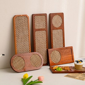 Plateau de service en bois avec motif en roseau, design rétro, pour le thé, les gâteaux, utilisation en restaurant - Product Image 3