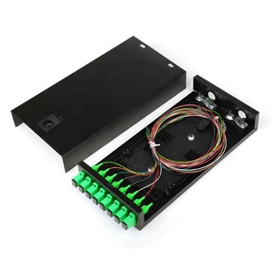 Boîtier de raccordement à fibre optique SC/<span class=keywords><strong>APC</strong></span> à montage en rack de bureau 1U Panneau de brassage à 8 ports Équipement à haute fibre optique Prix compétitif - Product Image 2