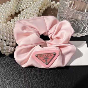 Élastiques à <span class=keywords><strong>cheveux</strong></span> de marque de créateur avec grande lettre P, accessoires en satin pour femmes, chouchous personnalisables avec logo, élastiques à <span class=keywords><strong>cheveux</strong></span> <span class=keywords><strong>vintage</strong></span> très élastiques - Product Image 6