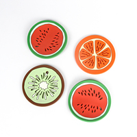 Étiquettes personnalisées en caoutchouc PVC souple 3D en forme de fruit Oranges pastèque