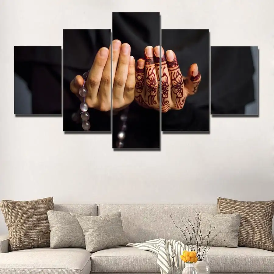 Group Panels Modern Arabic Islamic Art Picture Holding Hands Theme Muslim Canvas Painting HD Poster Print for Wall Decoration