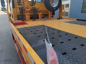 New Foton 3-5 Ton Road Clearance Rescue <b>Flatbed</b> Heavy Duty Tow <b>Truck</b> | High-Efficiency Hydraulic Wrecker for Vehicle Recovery - Product Image 4