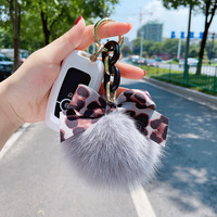 Porte-clés à nœud papillon imprimé léopard tendance, chaîne personnalisée, porte-clés de voiture, pendentif pour sac à main pour femmes