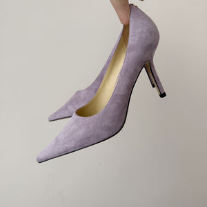 Pumps en daim élégantes Love avec un talon aiguille fin de 85 mm, emblème doré sur le talon, plat de 15 mm, 65 mm pour femmes - Product Image 4