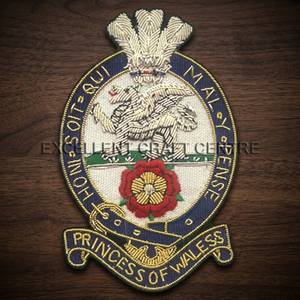 Parche Bordado de Encaje de Alta Calidad PRINCESS OF WALES, Insignia Circular de Tela para Coser, Diseño de Lujo para Prendas - Product Image 1