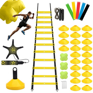 Conjunto de Escalera de Agilidad para Entrenamiento de Fútbol con Conos Marcadores, Paracaídas de Resistencia, Escalera Blanda y Cuerda para Saltar - Modelo - Product Image 1