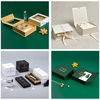 Kit d'emballage de perruques en velours noir de luxe en gros avec logo personnalisé, dossier magnétique en papier gaufré, matériaux recyclés et feuille métallisée