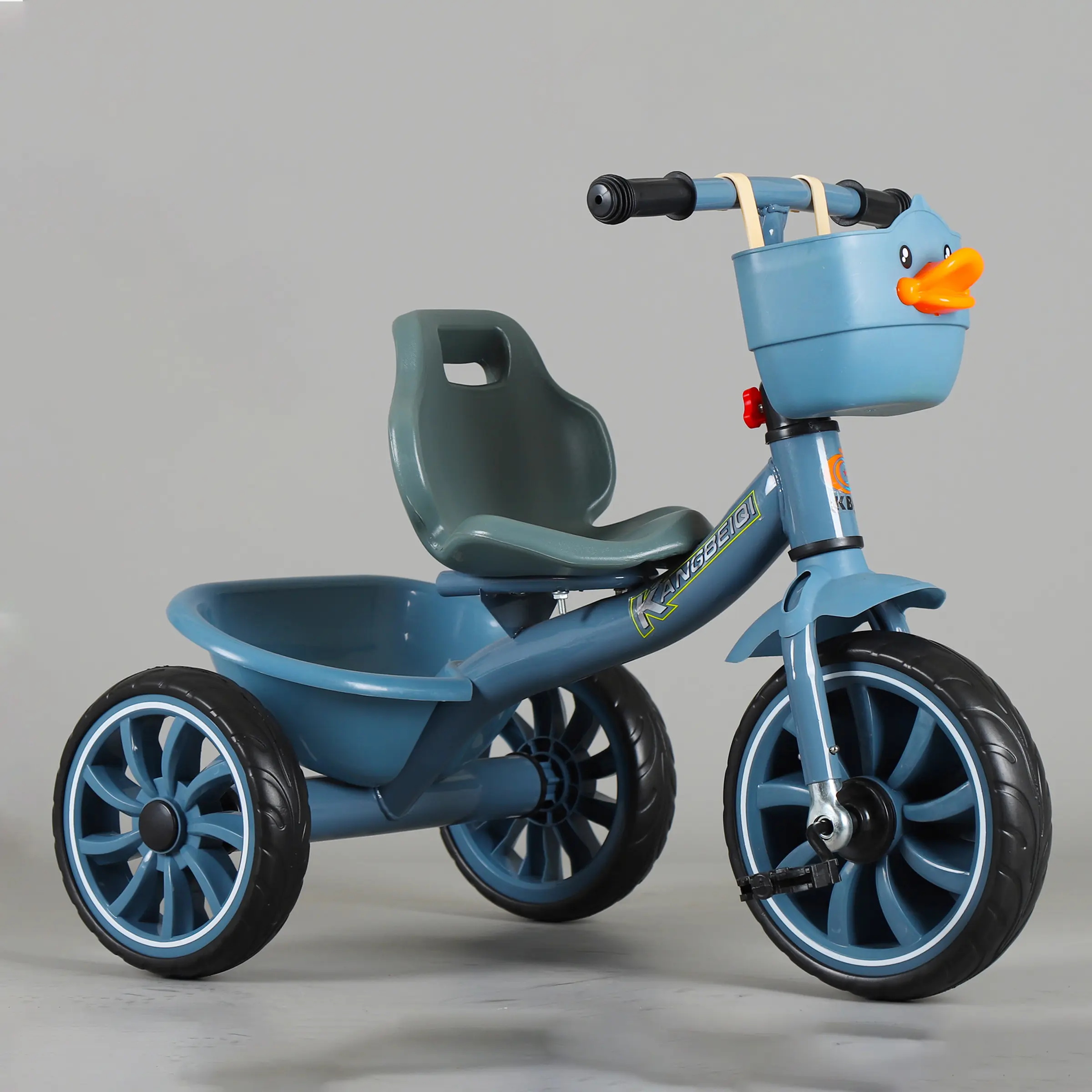 دراجة دفع ثلاثي العجلات للأطفال الرضع مع تصميم فريد لعمر سنتين دراجة بلاستيكية للأطفال