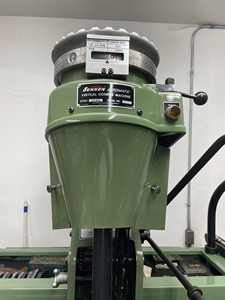 Machine à alésage et fraisage 616 en excellent état pour bloc-cylindres 616, équipement de reconditionnement de moteur haute précision - Product Image 5