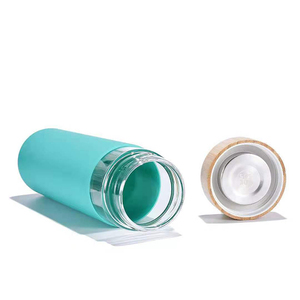 Bouteille d'eau en verre 2025 en gros d'usine avec manchon de protection en silicone, bouteilles en cristal avec couvercle en bois et corde - Product Image 2