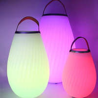 Lampe de camping sans fil à poignée, chargeur sans fil, lampe LED décorative portable en plastique avec haut-parleur, produits rotomoulés, fabrication directe usine